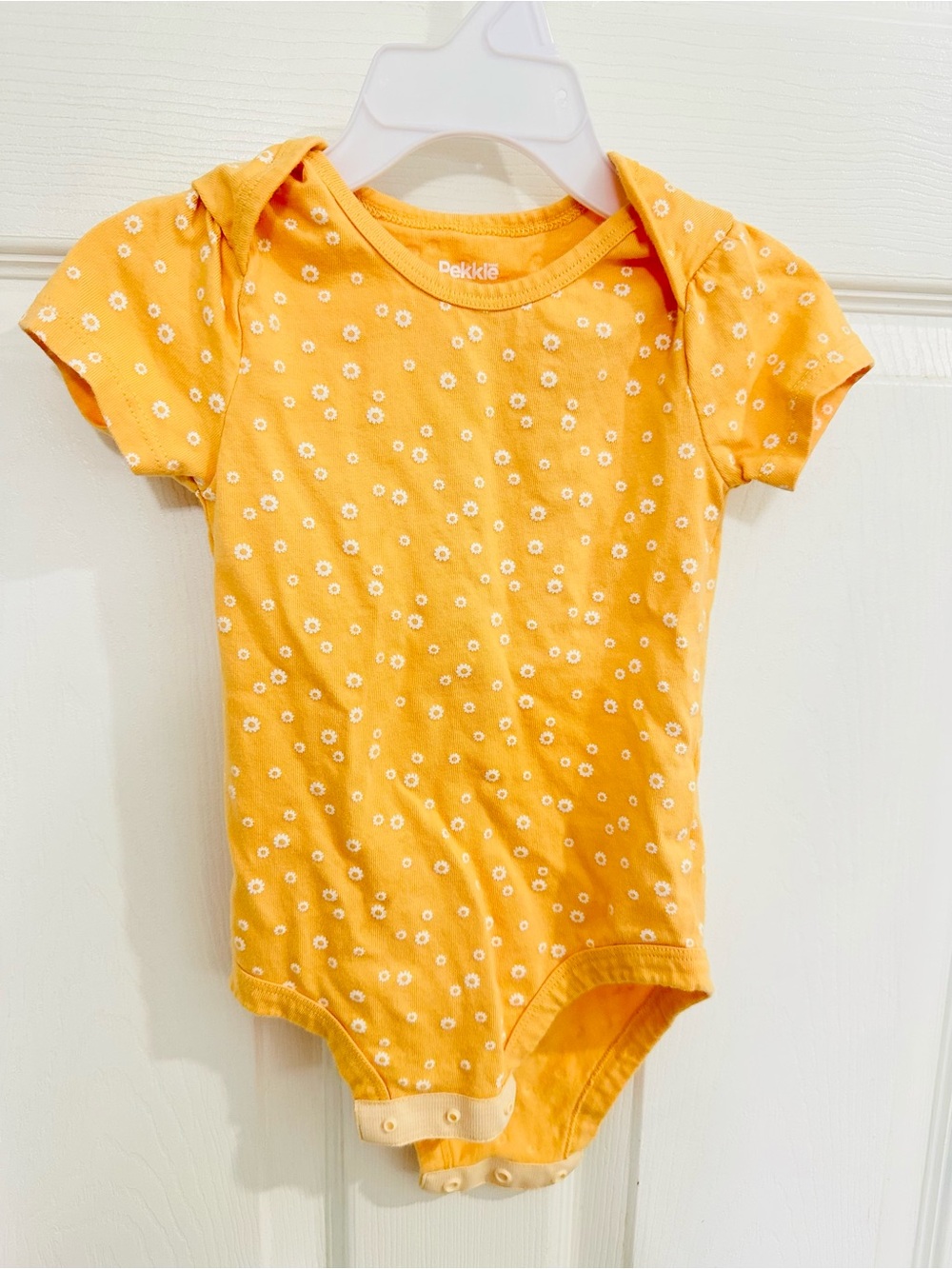 Pekkle Sunny Daisy Short-Sleeve One-Piece Bodysuit - Yellow